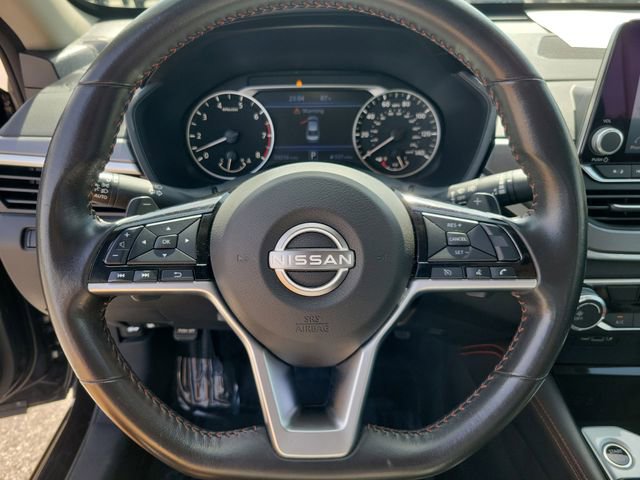Used 2024 Nissan Altima 2.5 SR FWD image 25