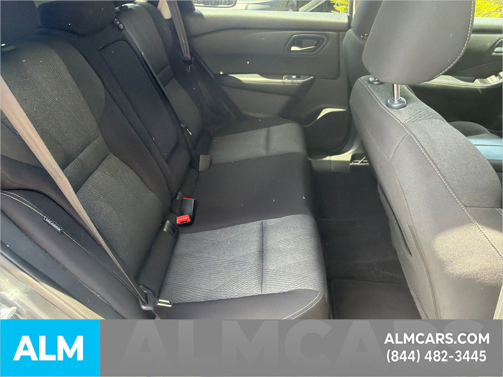Used 2025 Nissan Rogue SV FWD image 17