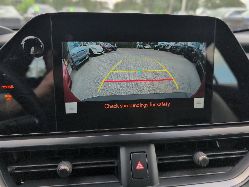 Used 2024 Lexus UX 250h FWD image 16