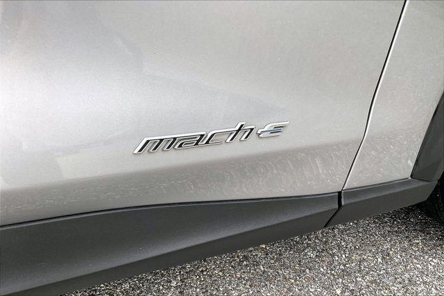 Certified 2021 Ford Mustang Mach-E Select w/ Comfort/Appearance Package RWD image 8