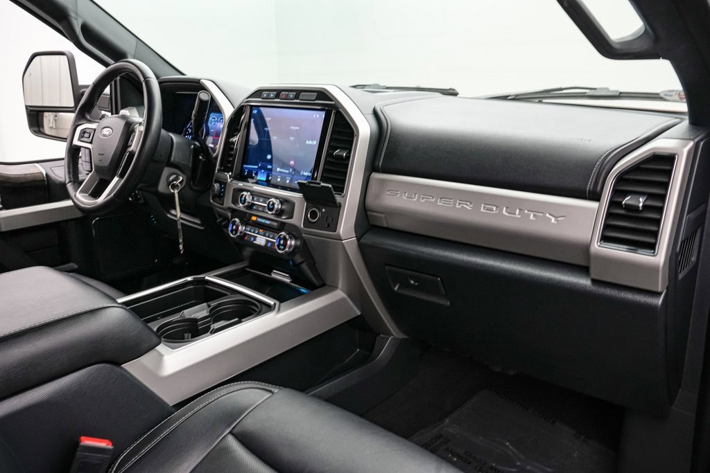 Certified 2022 Ford F250 Lariat w/ Lariat Value Package image 22