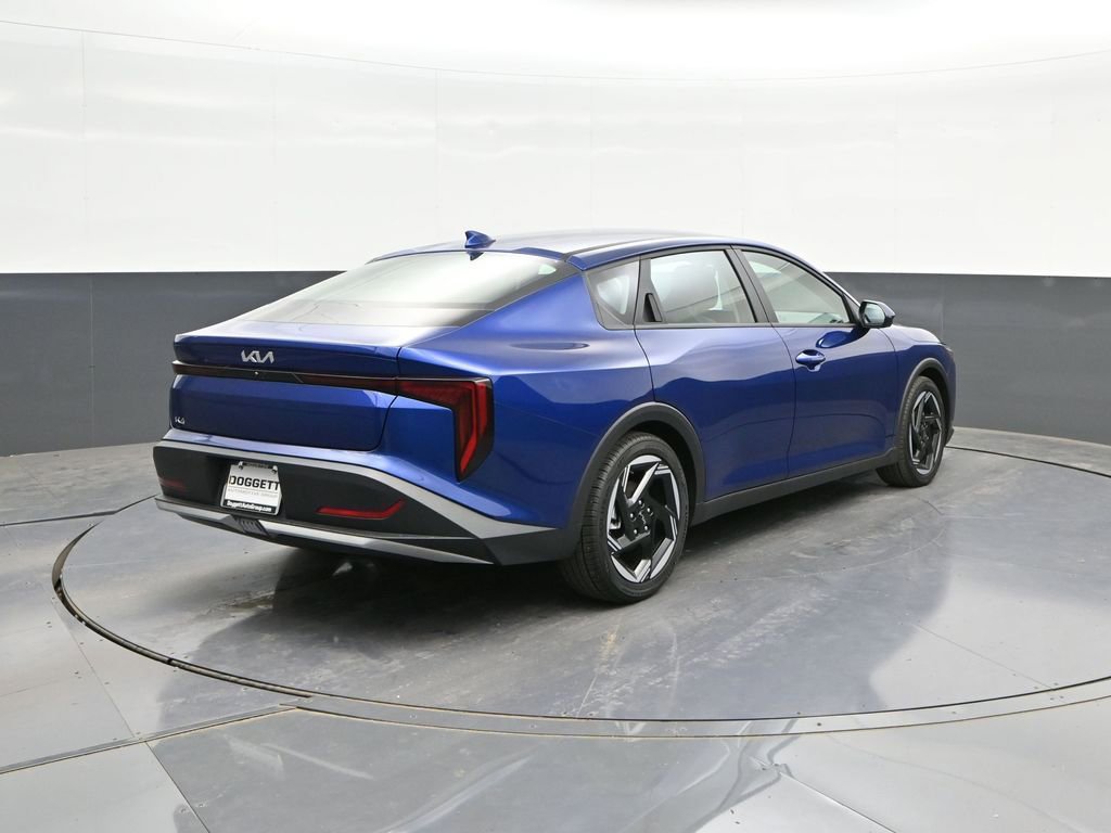 Used 2025 Kia K4 EX FWD image 11