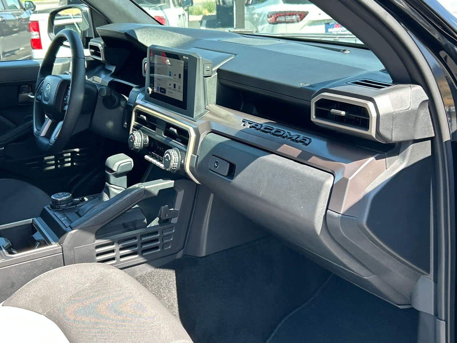 Used 2025 Toyota Tacoma TRD Off-Road image 21