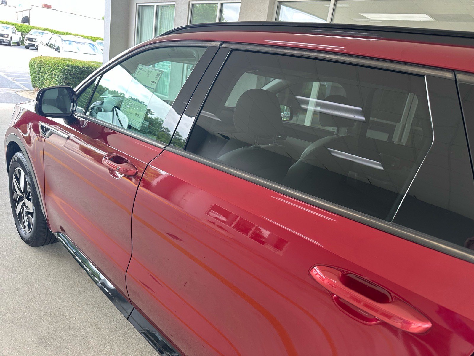 Used 2022 Kia Sorento S w/ Panoramic Sunroof Package FWD image 12