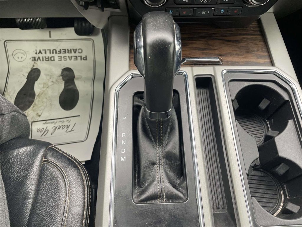 Certified 2019 Ford F150 Lariat image 17