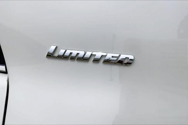 Used 2023 Toyota 4Runner Limited AWD/4WD image 10