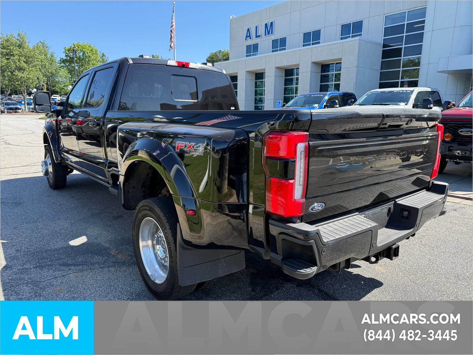 Certified 2025 Ford F450 Platinum w/ FX4 Off-Road Package AWD/4WD image 11