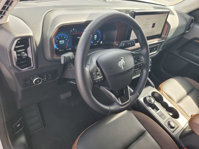 Certified 2025 Ford Bronco Sport Outer Banks w/ Outer Banks Tech Package+ AWD/4WD image 9