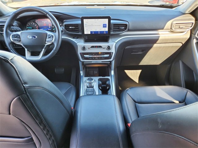 Certified 2022 Ford Explorer XLT w/ Equipment Group 202A image 8