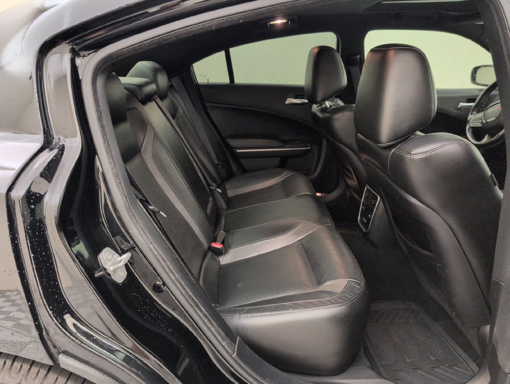 Used 2021 Dodge Charger SXT w/ Leather Interior Group RWD image 17
