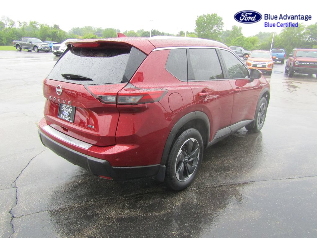 Used 2025 Nissan Rogue SV w/ SV Premium Package AWD/4WD image 9