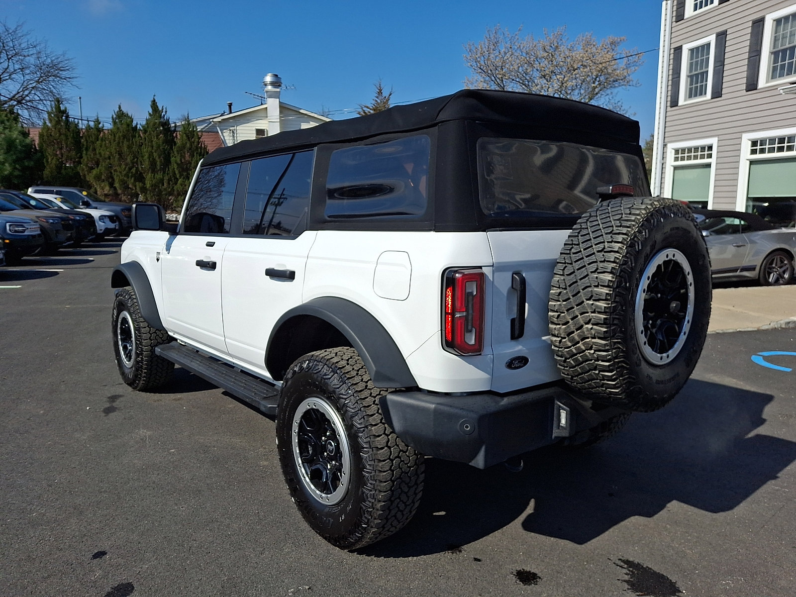 Certified 2021 Ford Bronco Big Bend w/ Sasquatch Package AWD/4WD image 7
