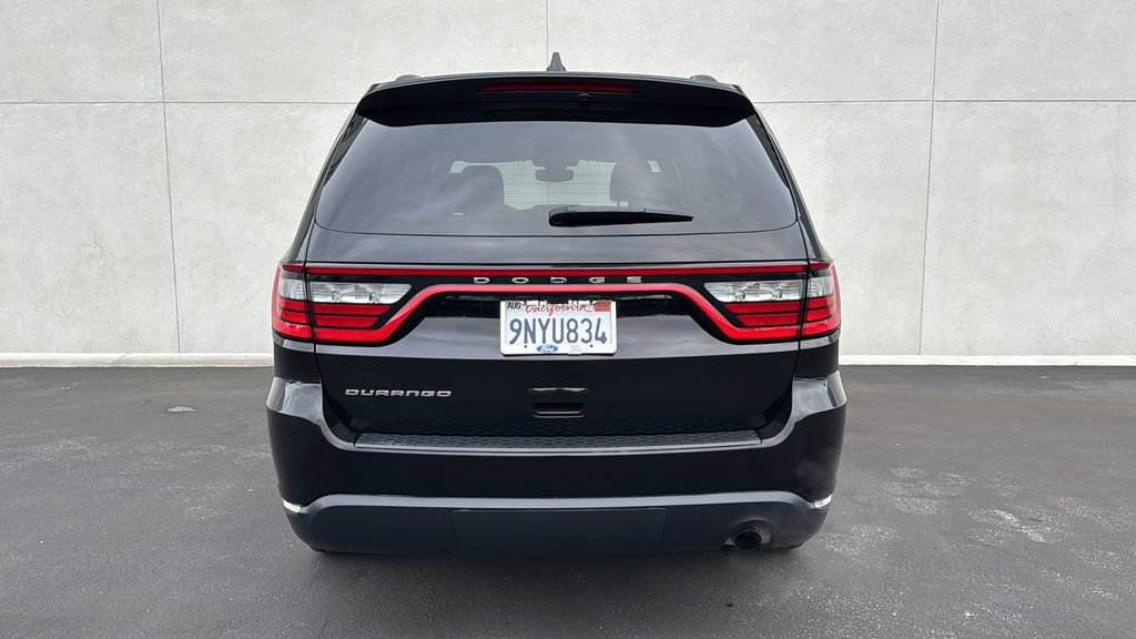 Used 2023 Dodge Durango SXT image 2