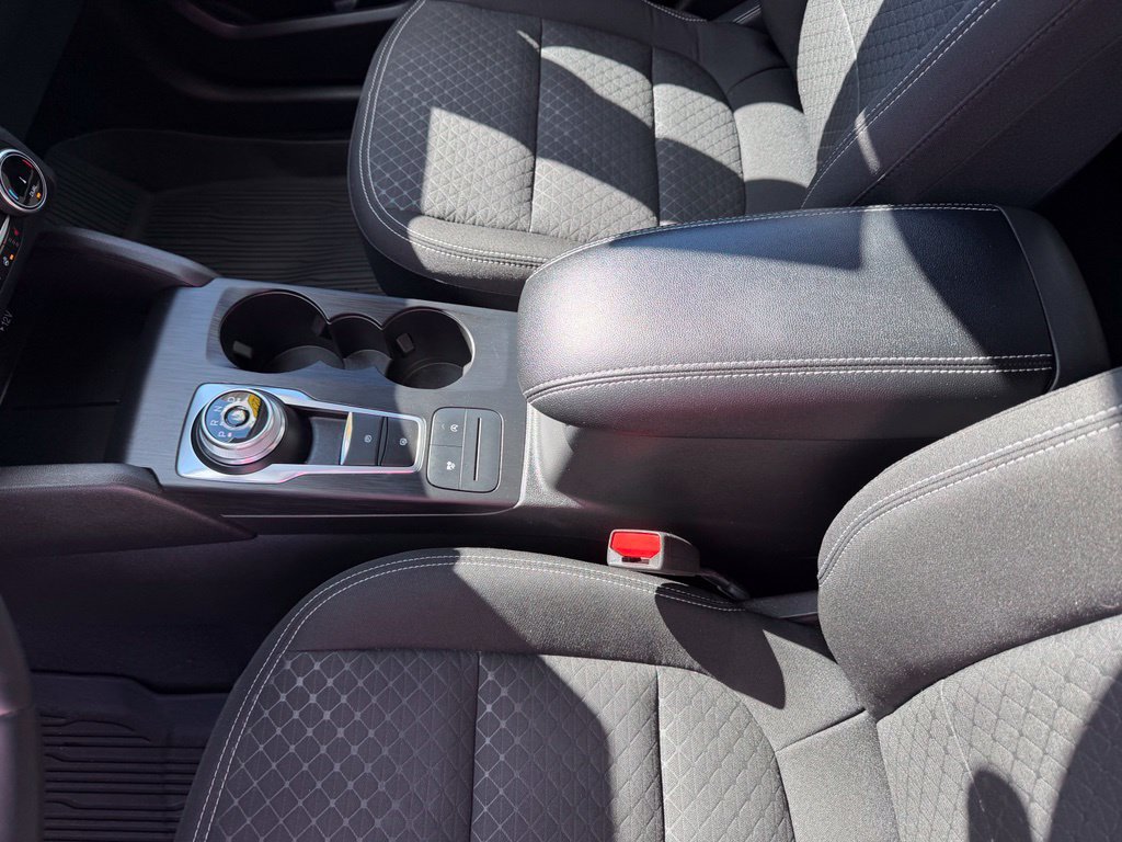 Certified 2023 Ford Escape Active AWD/4WD image 16