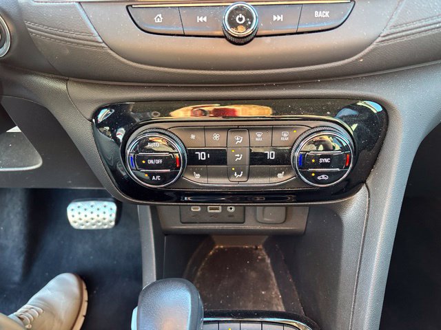 Used 2023 Buick Encore GX Select w/ Sport Touring Package FWD image 13
