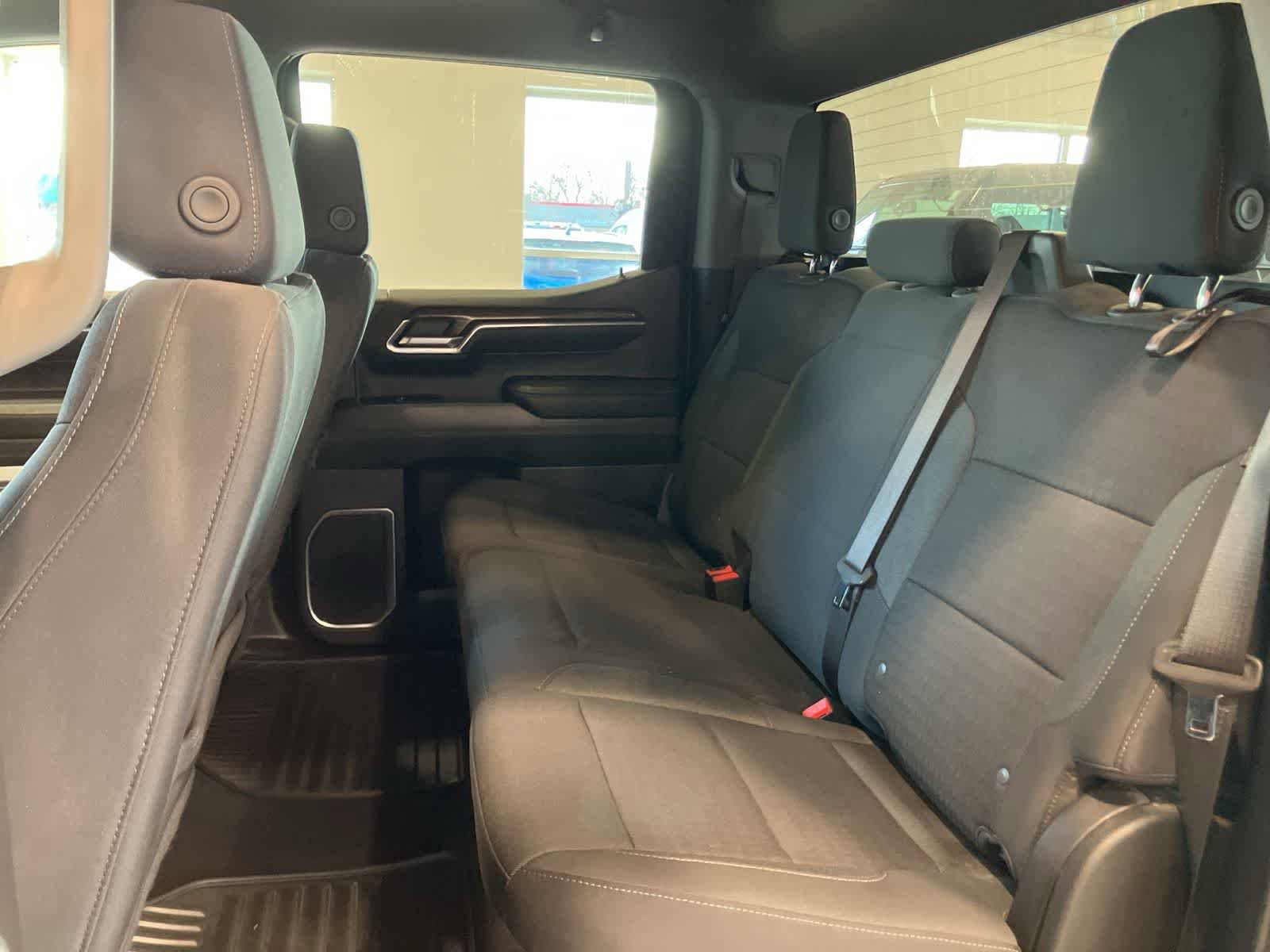 Used 2023 GMC Sierra 1500 SLE w/ Enhanced Capability Package AWD/4WD image 23