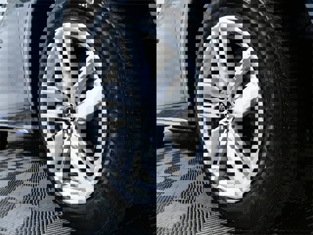 Used 2022 Audi Q5 2.0T Premium image 2