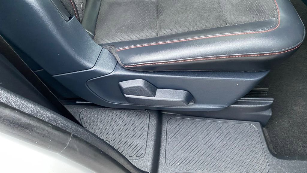 Certified 2025 Ford Explorer ST image 25