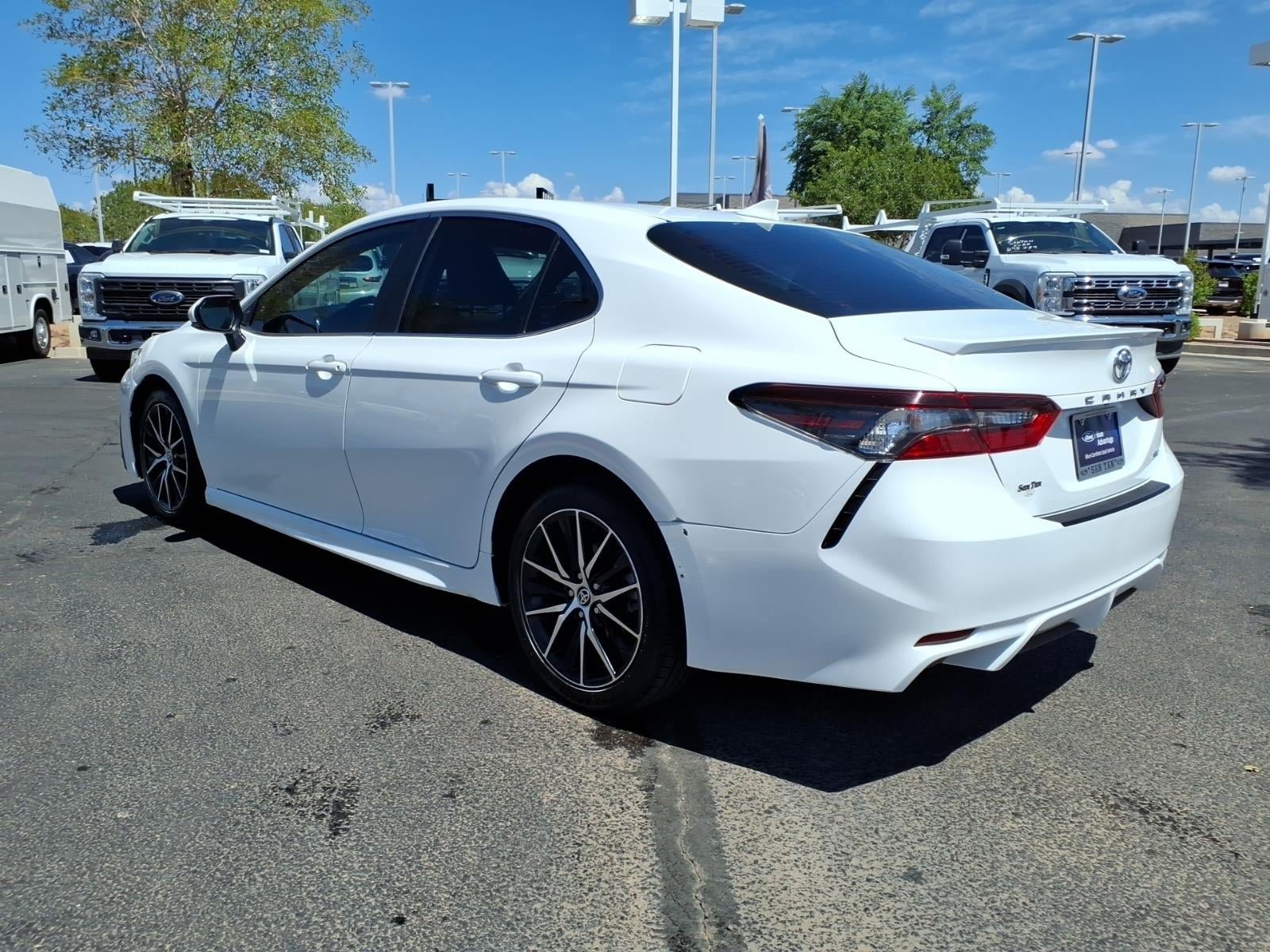 Used 2024 Toyota Camry SE w/ Audio Upgrade Package FWD image 6