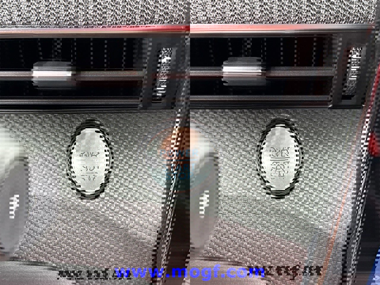 Certified 2025 Ford Mustang Mach-E Premium image 13