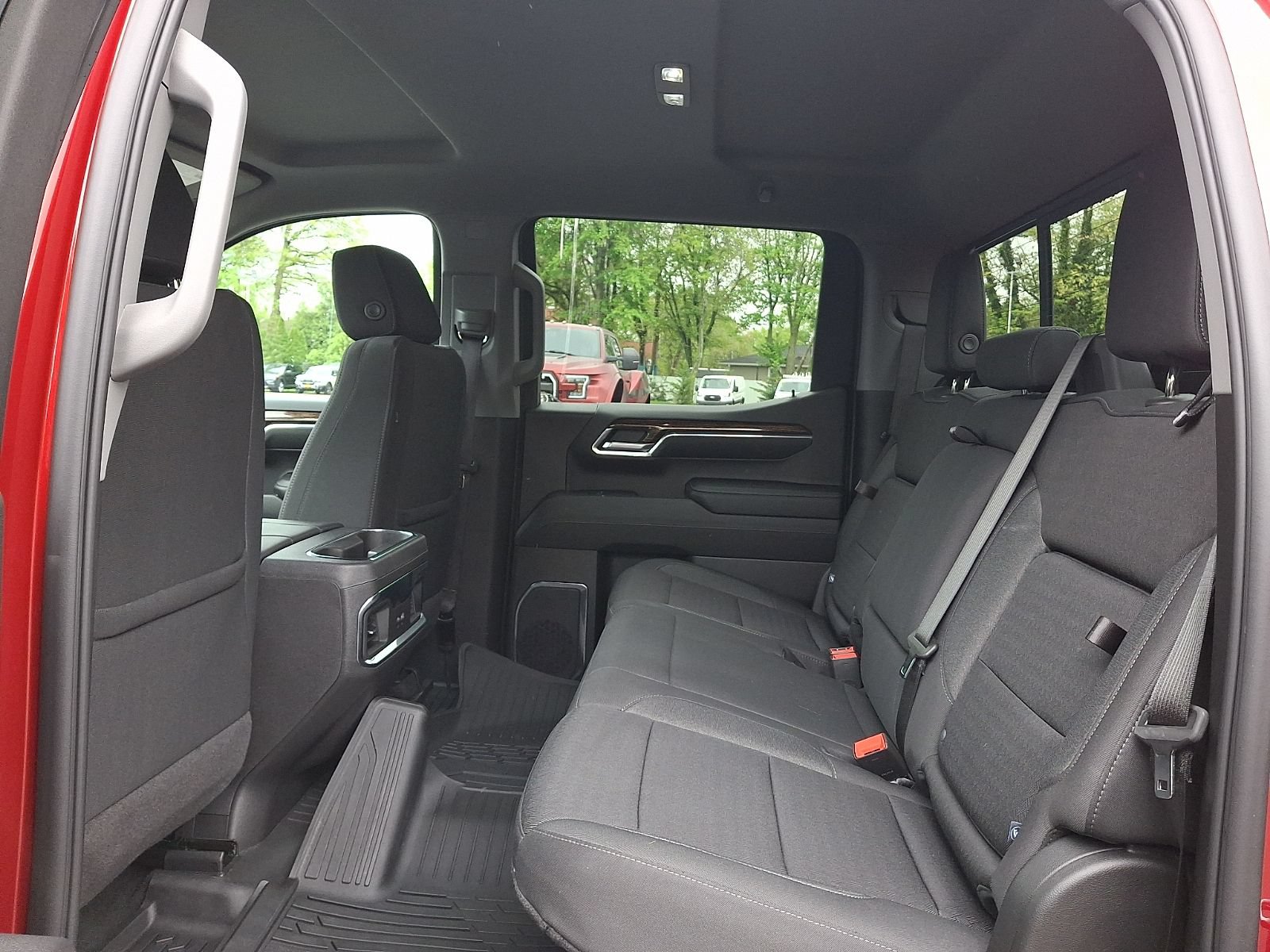 Used 2024 GMC Sierra 1500 Elevation w/ Preferred Package AWD/4WD image 11
