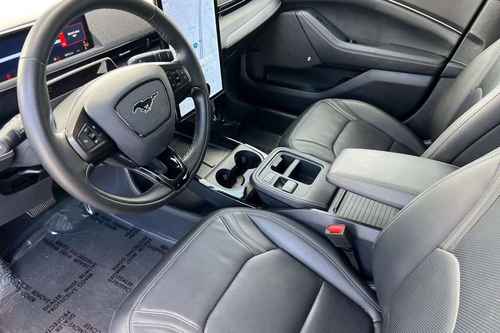 Certified 2025 Ford Mustang Mach-E Premium image 11
