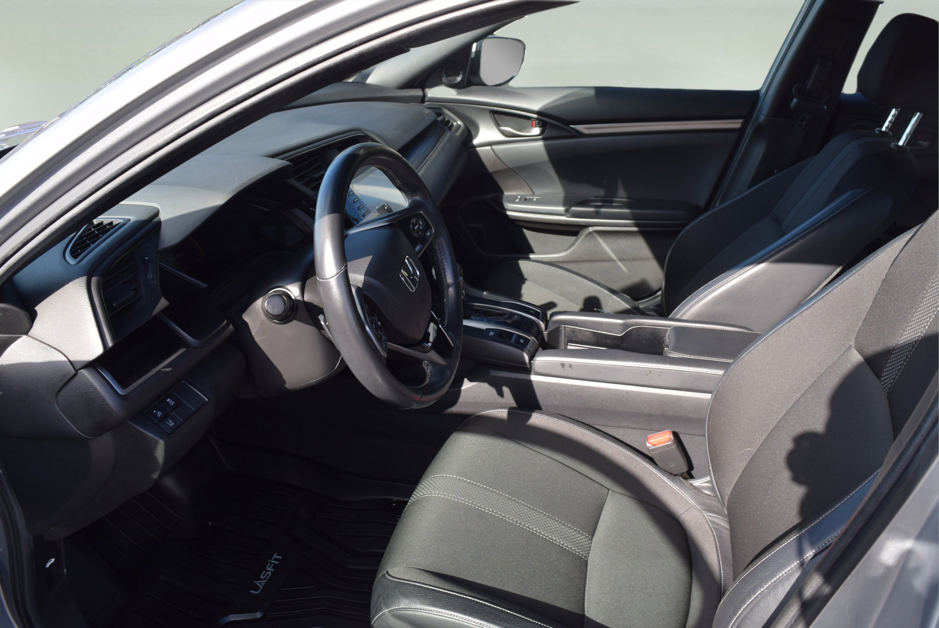 Used 2021 Honda Civic Sport image 9