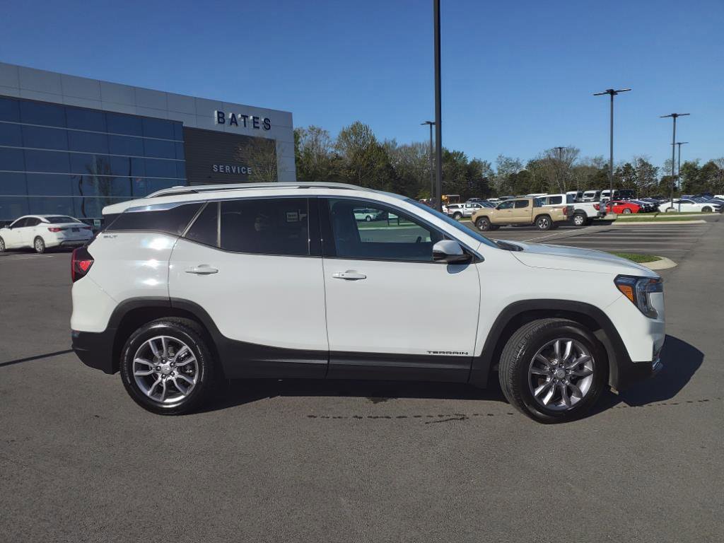 Used 2023 GMC Terrain SLT image 6