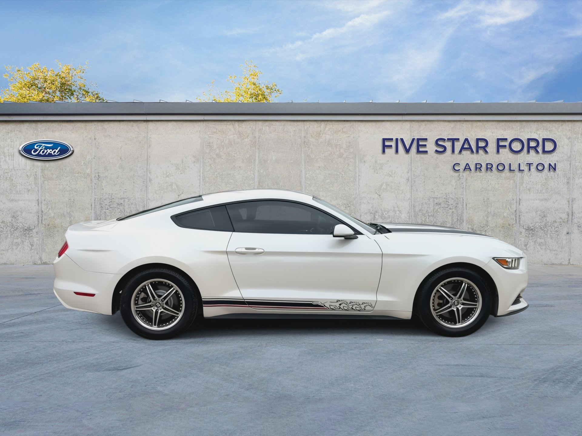 Certified 2017 Ford Mustang Coupe RWD image 9