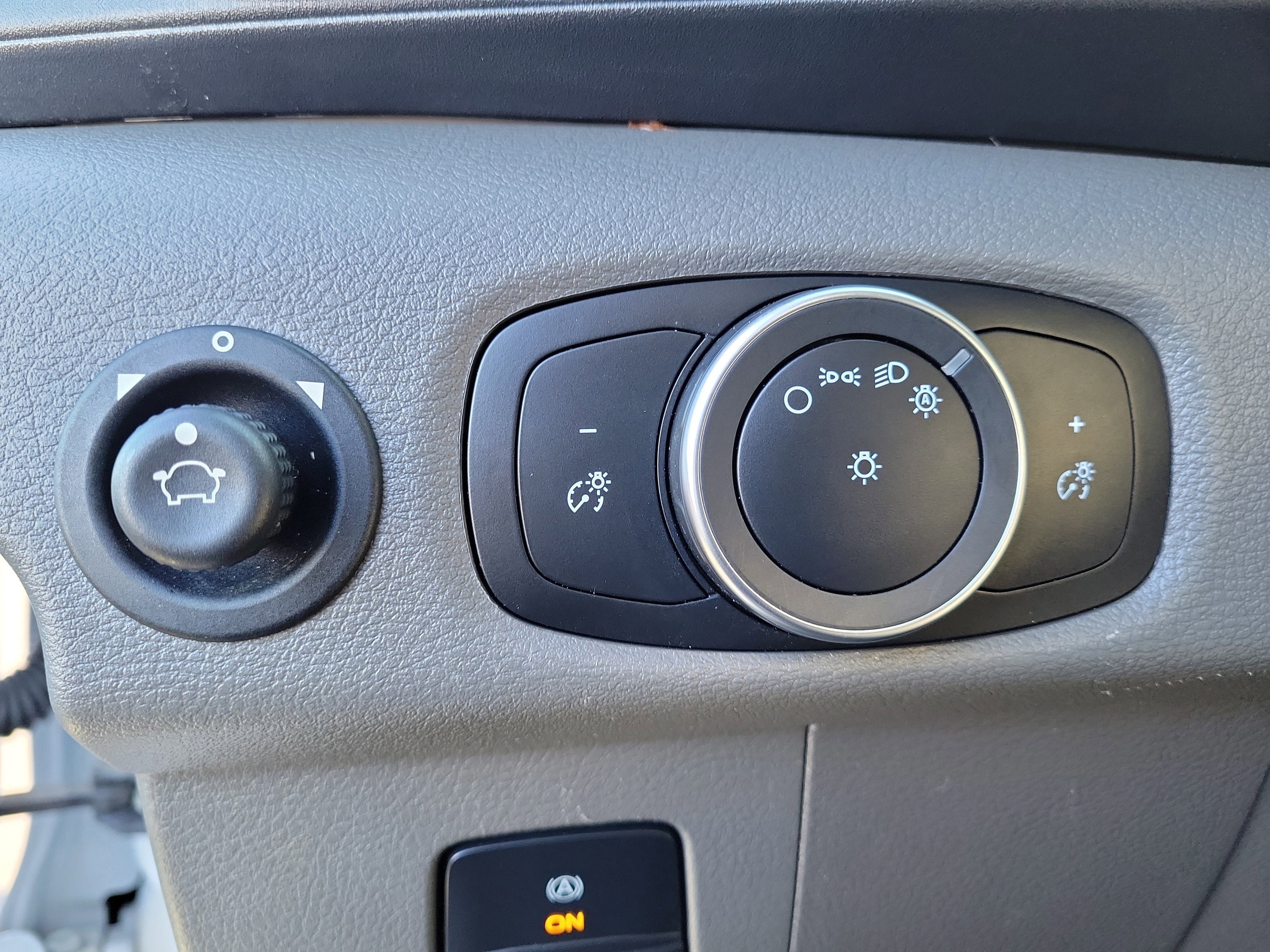 Certified 2023 Ford Transit 250 Medium Roof w/ Load Area Protection Package image 21