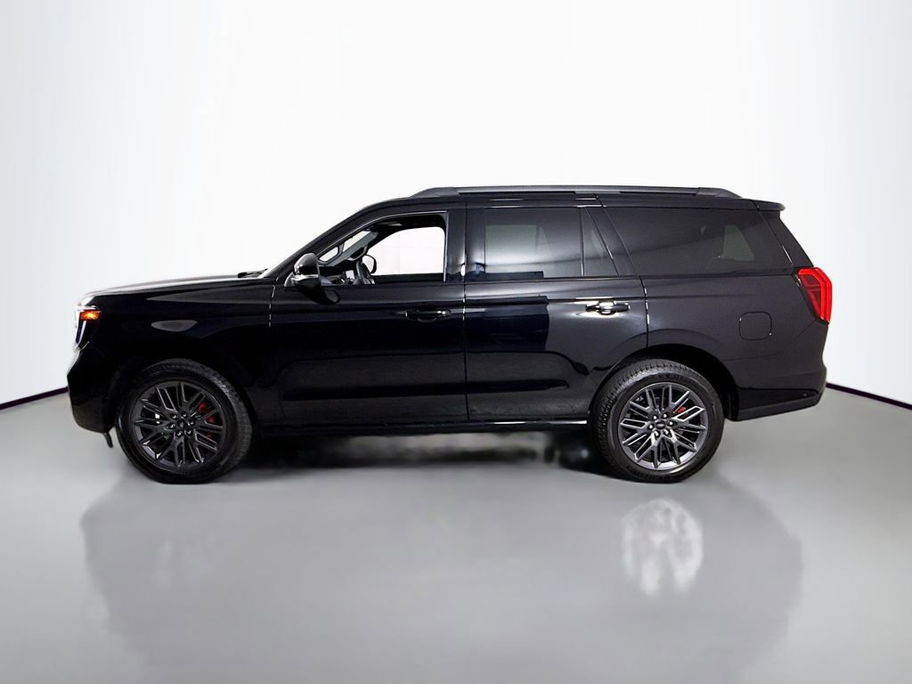 Certified 2025 Ford Expedition Platinum w/ Stealth Performance Package AWD/4WD image 4