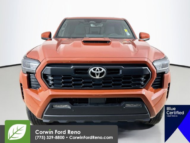 Used 2025 Toyota Tacoma TRD Sport w/ TRD Sport Upgrade Package AWD/4WD image 2