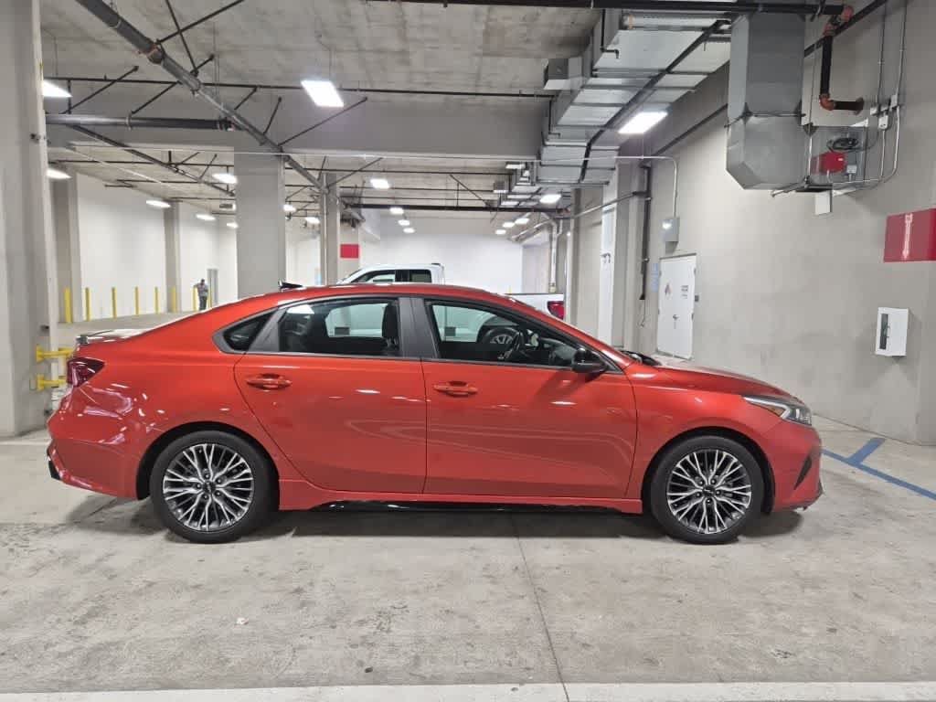 Used 2022 Kia Forte GT-Line w/ GT-Line Technology Package FWD image 5