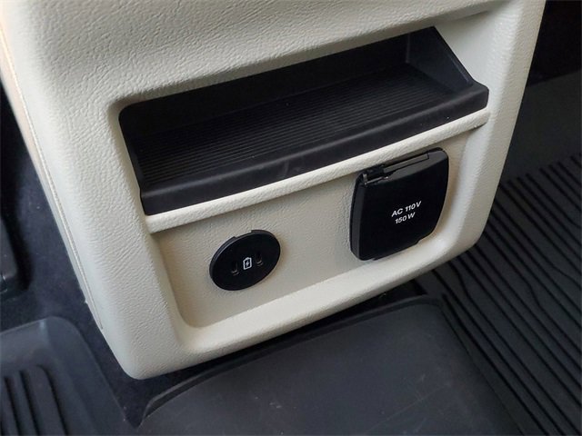 Certified 2022 Ford Edge Titanium w/ Equipment Group 301A image 31