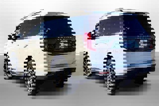 Certified 2025 Ford Expedition Active image 2