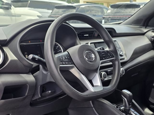 Used 2018 Nissan Kicks SV FWD image 22