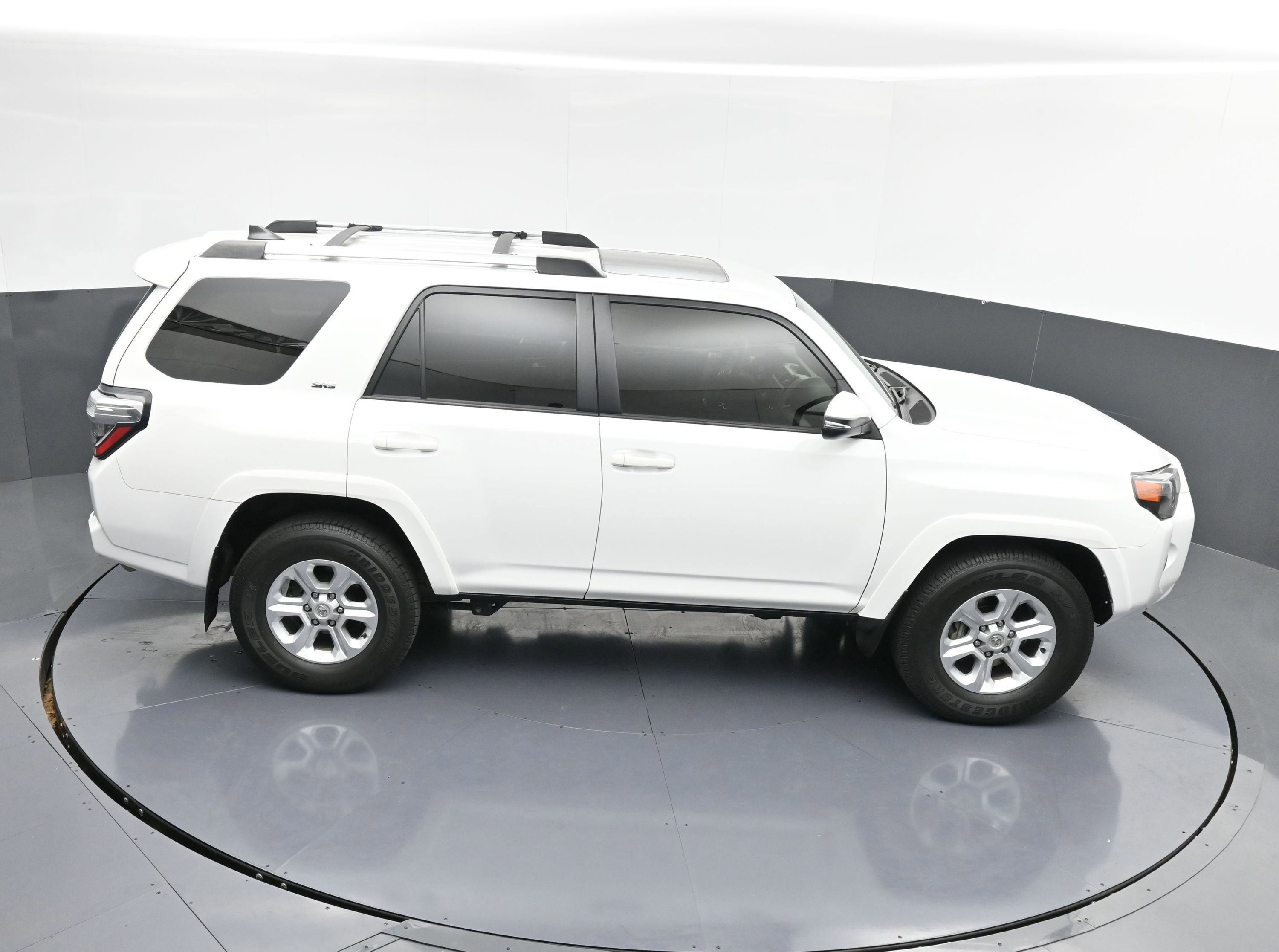 Used 2022 Toyota 4Runner SR5 Premium w/ Moonroof Package image 19
