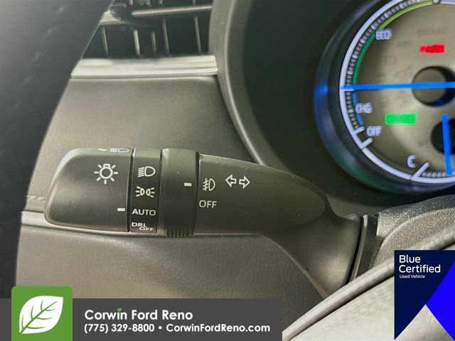 Used 2022 Toyota Venza Limited image 13