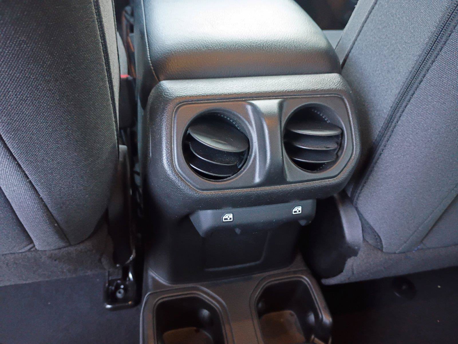 Used 2024 Jeep Wrangler Unlimited Sport AWD/4WD image 16
