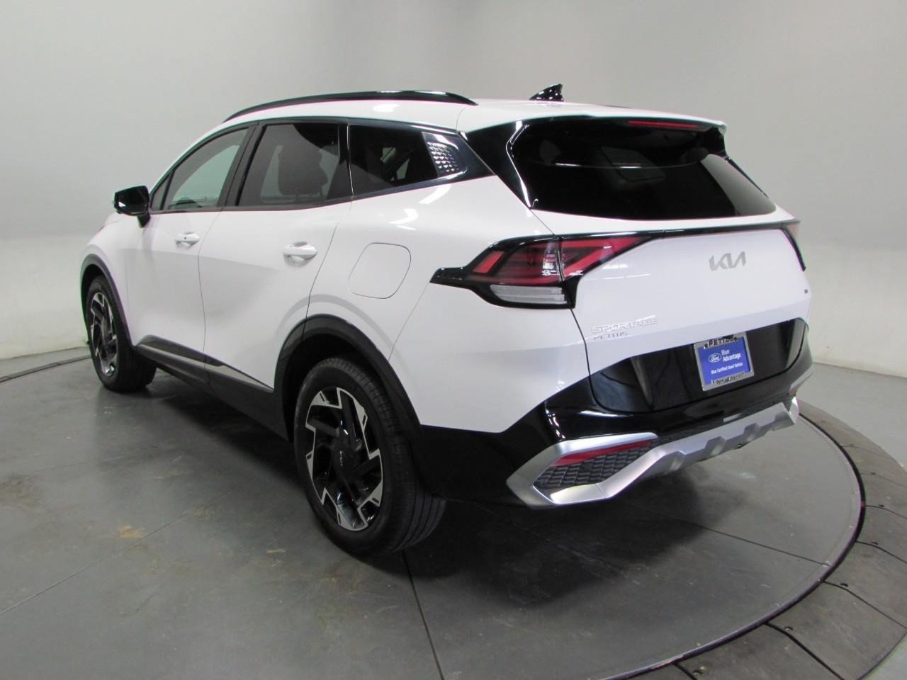 Used 2024 Kia Sportage SX AWD/4WD image 5