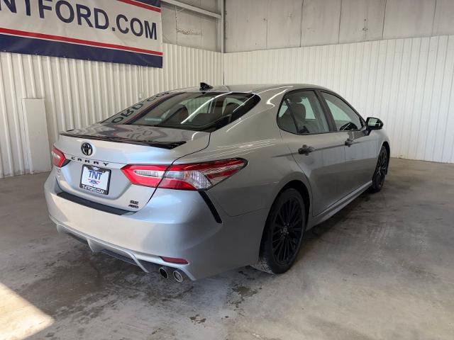 Used 2020 Toyota Camry SE w/ 4 Season Floor Mat Package AWD/4WD image 7