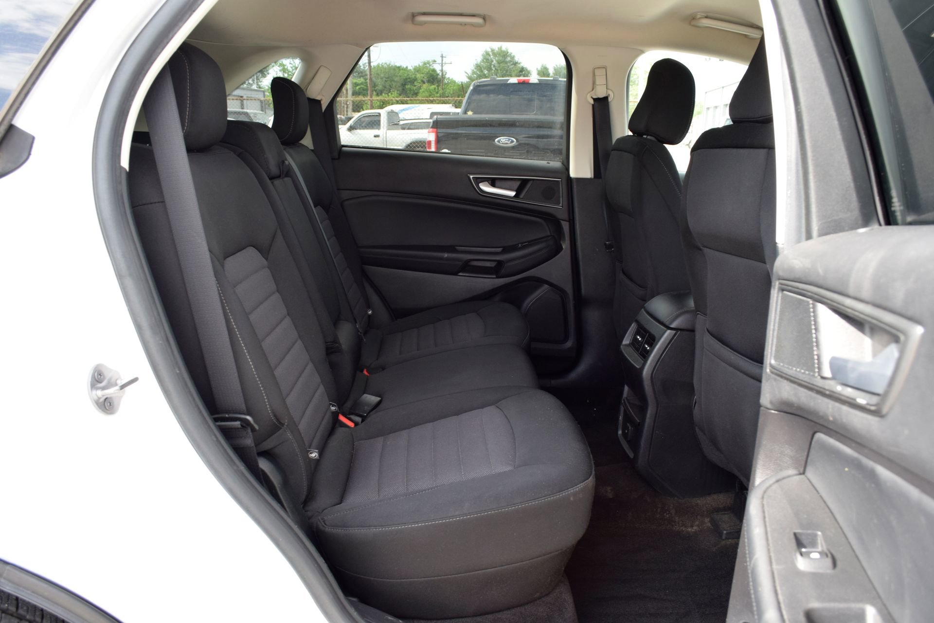 Certified 2020 Ford Edge SE FWD image 21