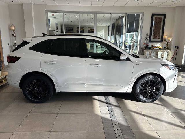 Certified 2023 Ford Escape ST-Line Elite w/ Premium Technology Package image 6