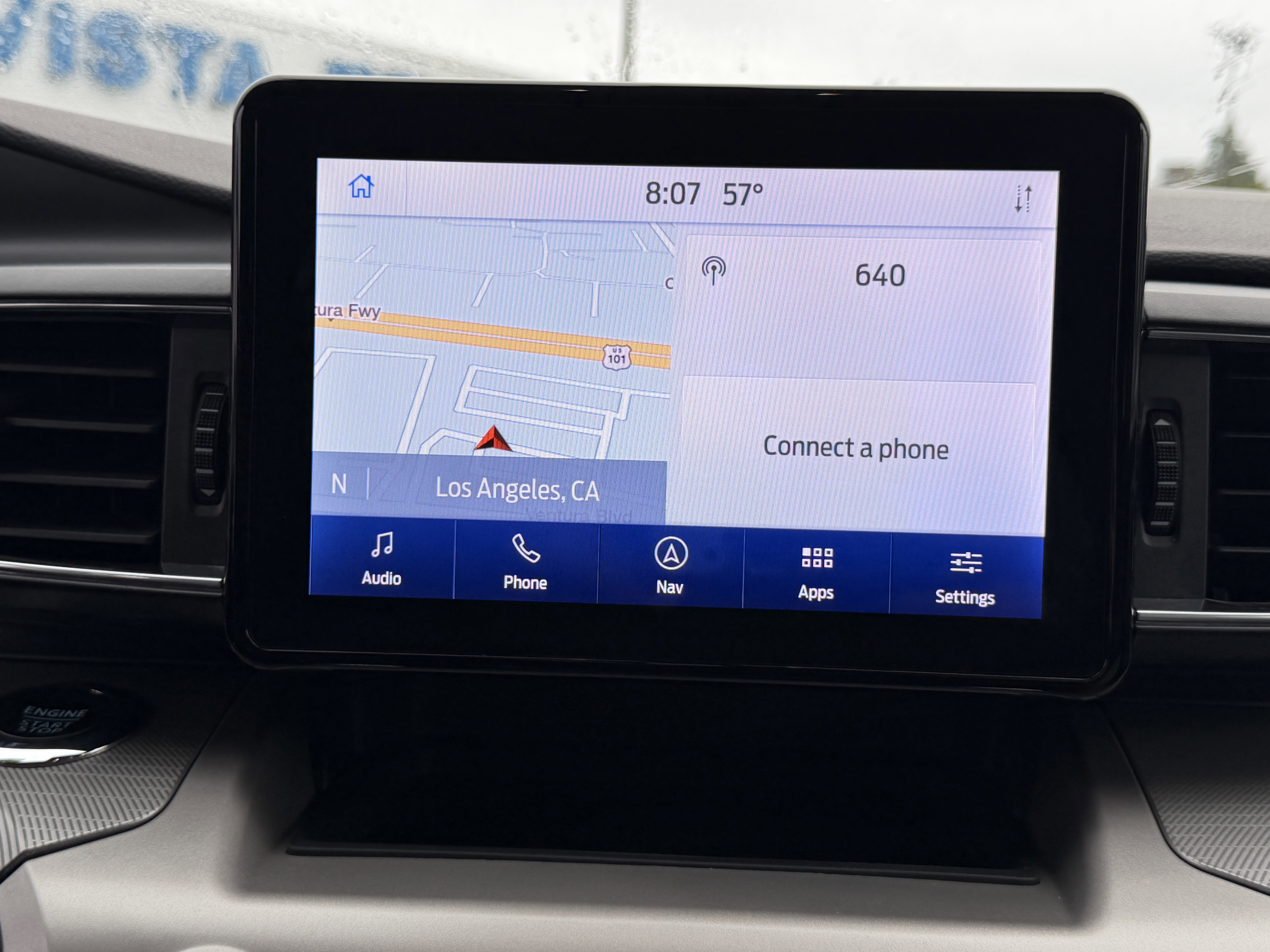 Certified 2022 Ford Explorer XLT w/ Equipment Group 202A image 23