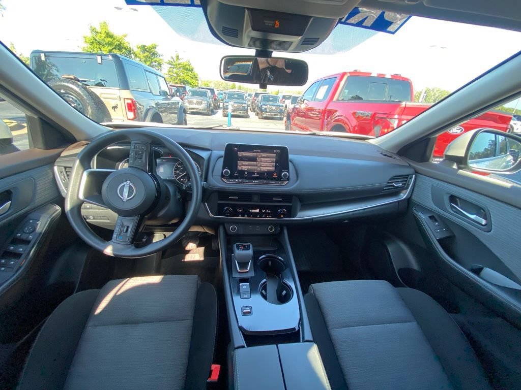 Used 2023 Nissan Rogue SV FWD image 26