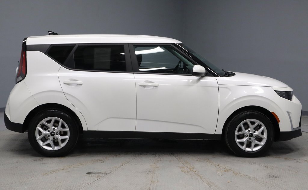Used 2024 Kia Soul LX w/ Option Group 015 image 6