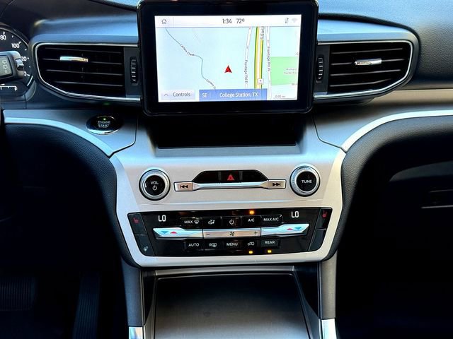 Certified 2021 Ford Explorer XLT w/ Equipment Group 202A image 27