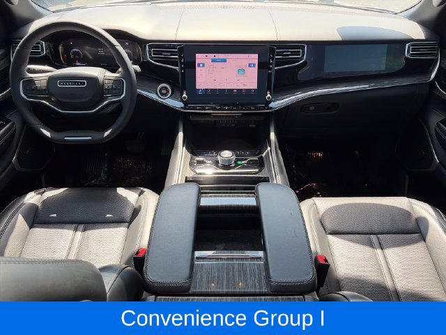 Used 2022 Jeep Wagoneer Series II w/ Convenience Group I AWD/4WD image 13