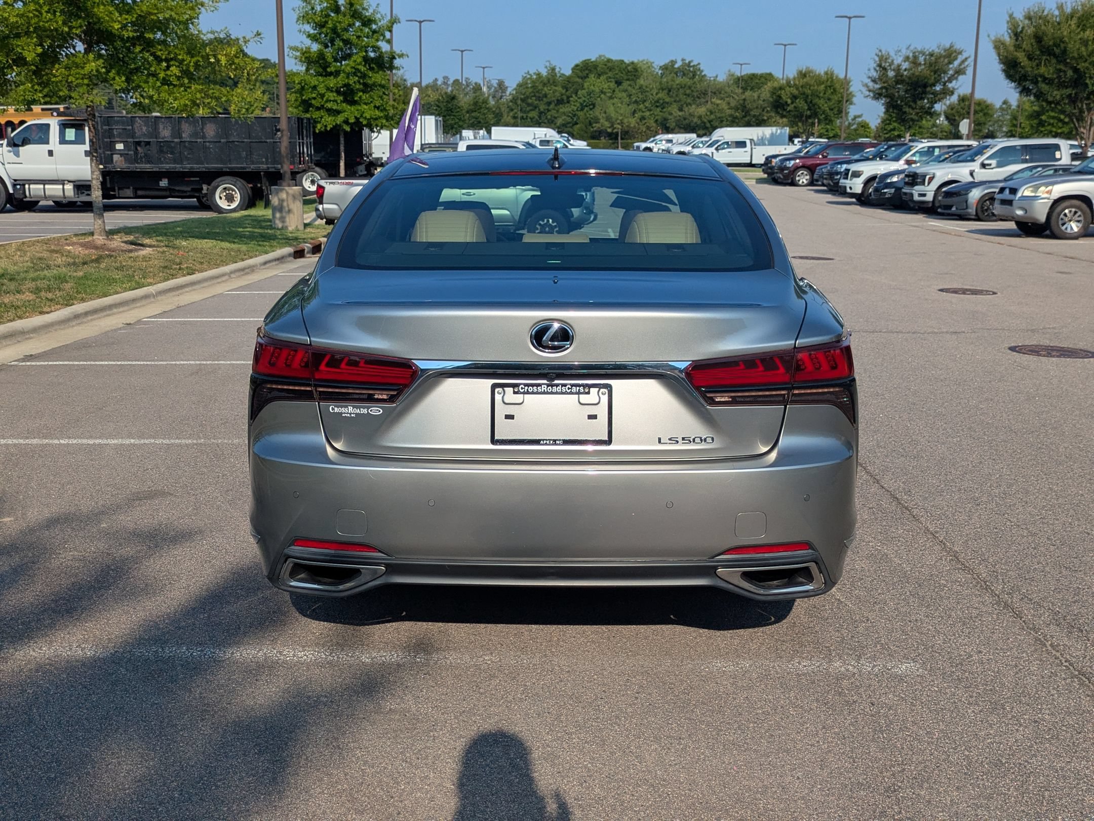 Used 2022 Lexus LS 500 w/ Interior Upgrade Package RWD image 5