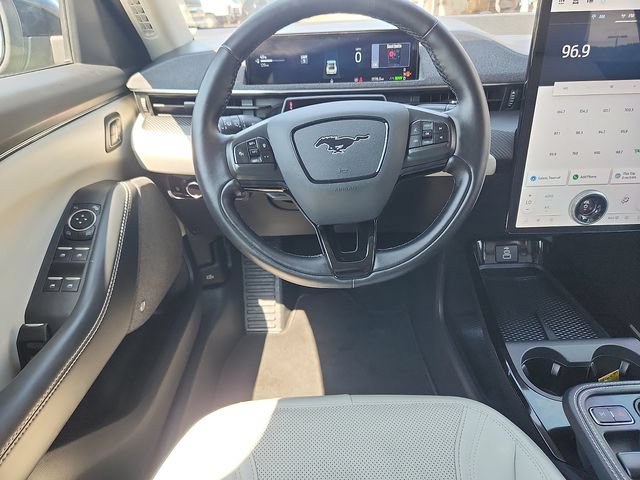 Certified 2025 Ford Mustang Mach-E Premium AWD/4WD image 9
